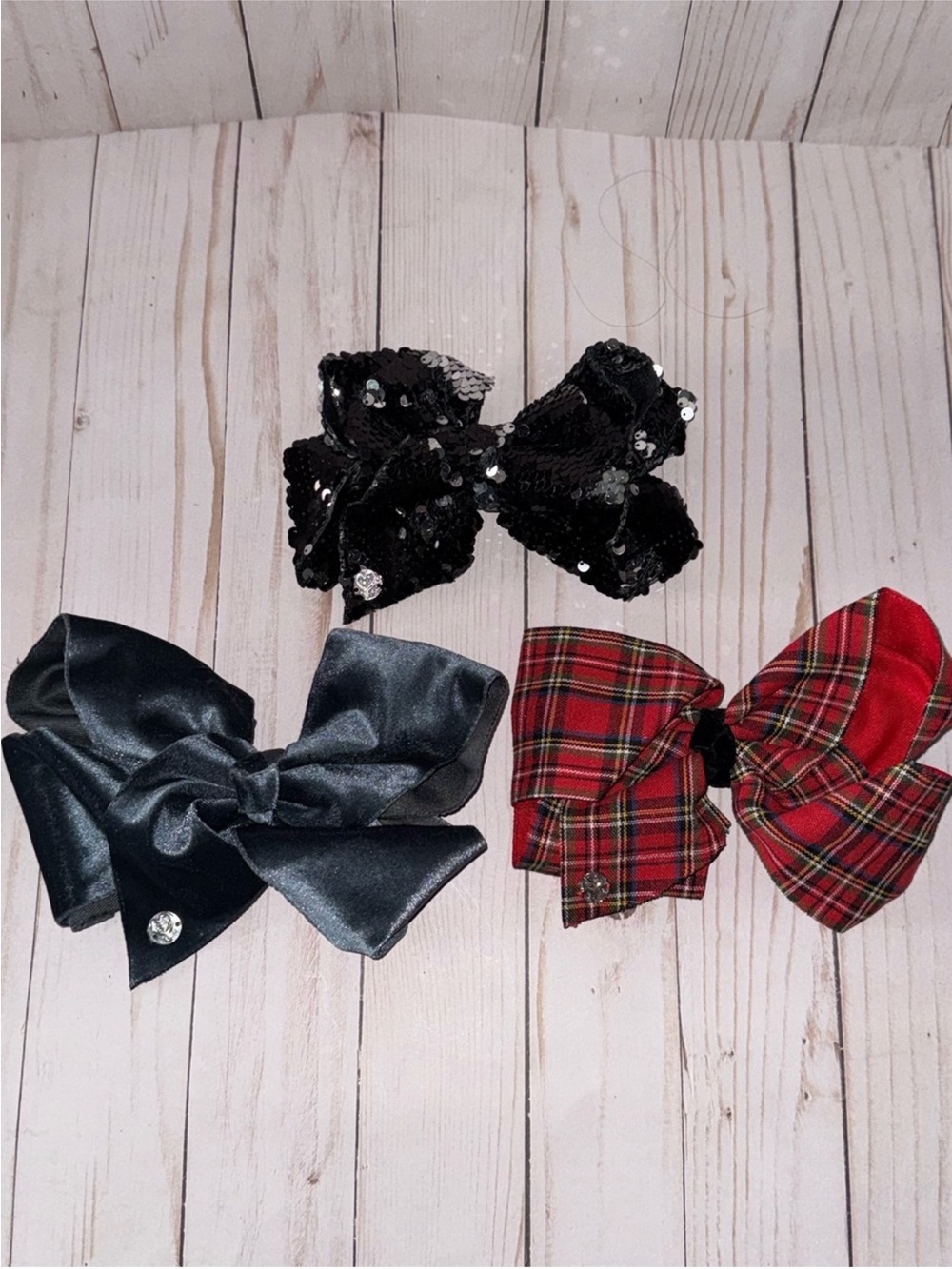 Jojo bows